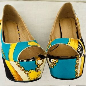 Stylish Multicolor Platform Peep-Toe Women's Shoes